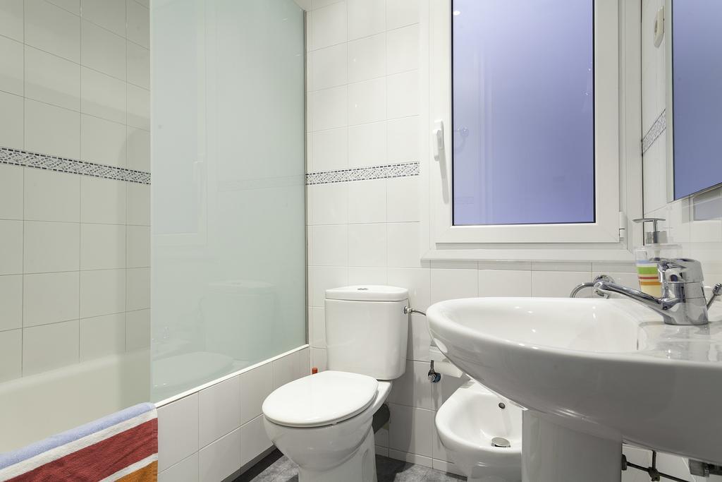 Apartments Barcelona & Home Deco Eixample Екстер'єр фото